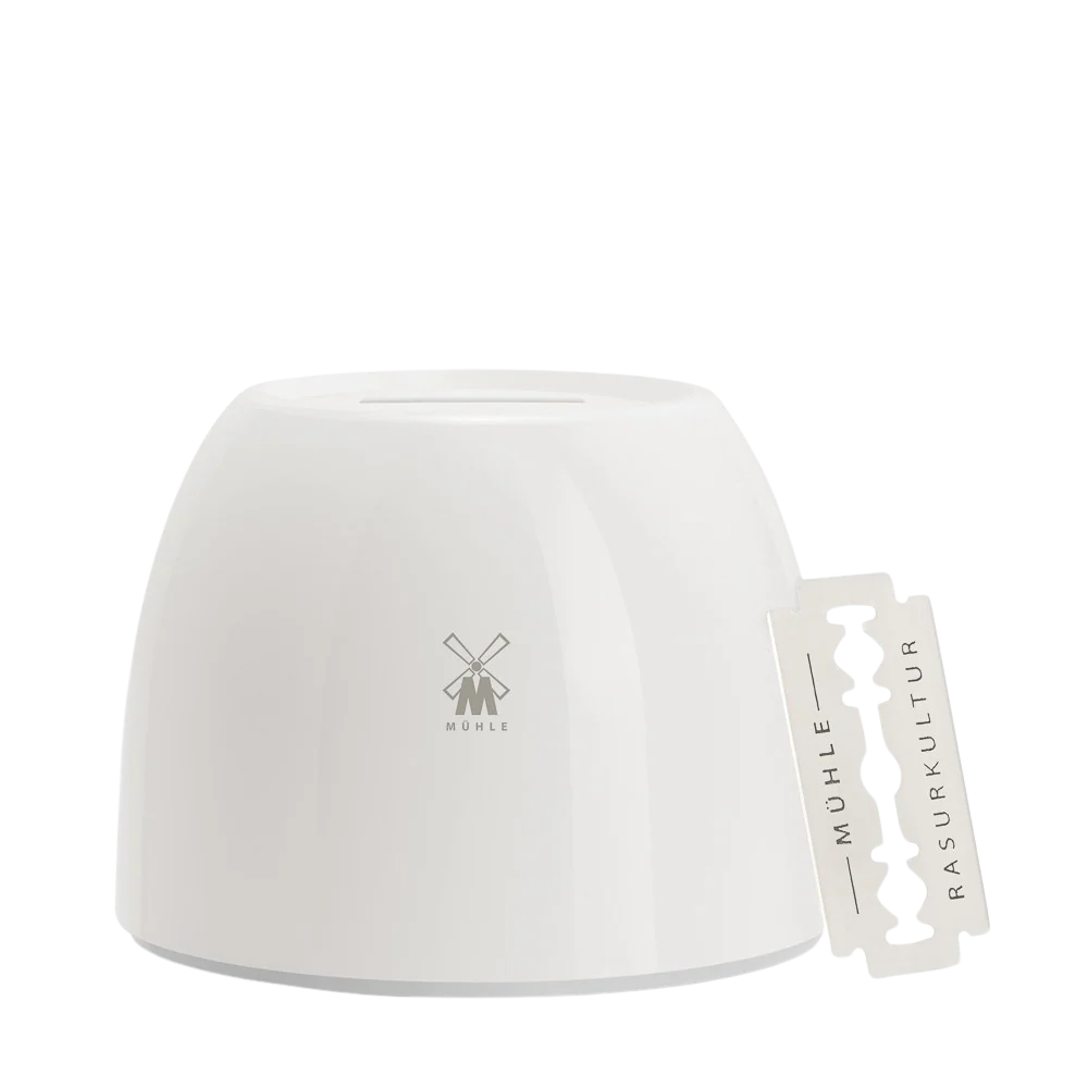 Blade Bank White